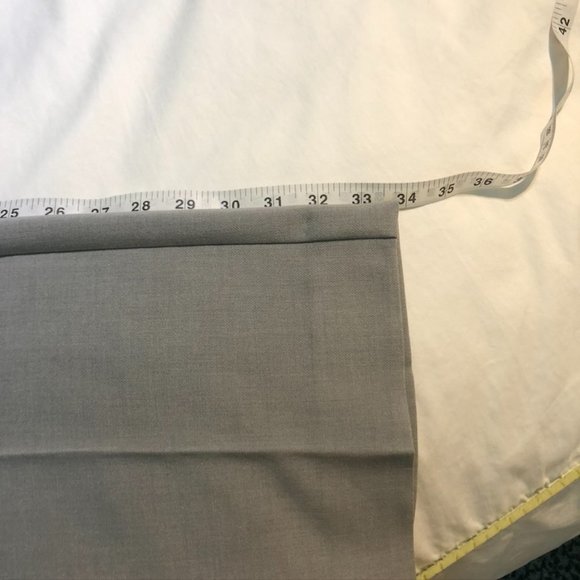 Le Chateau Light Gray Woven Straight Leg Pant - Size 8 - Picture 8 of 8